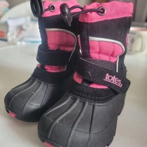 Totes Pink and Black Winter Boots
